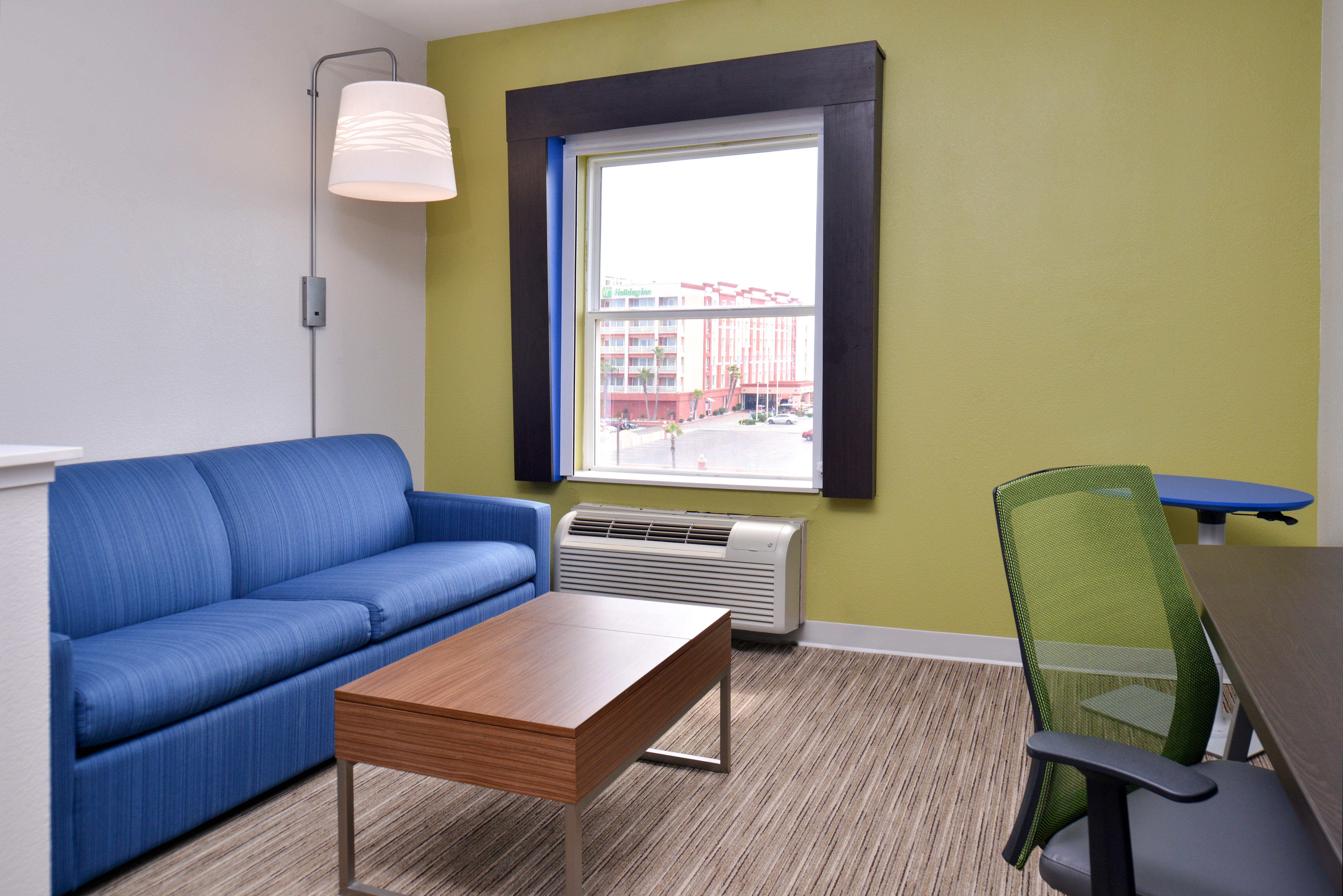 Holiday Inn Express & Suites Corpus Christi-N Padre Island By Ihg Exterior photo